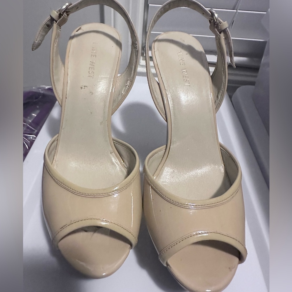 Nine West sling back heels